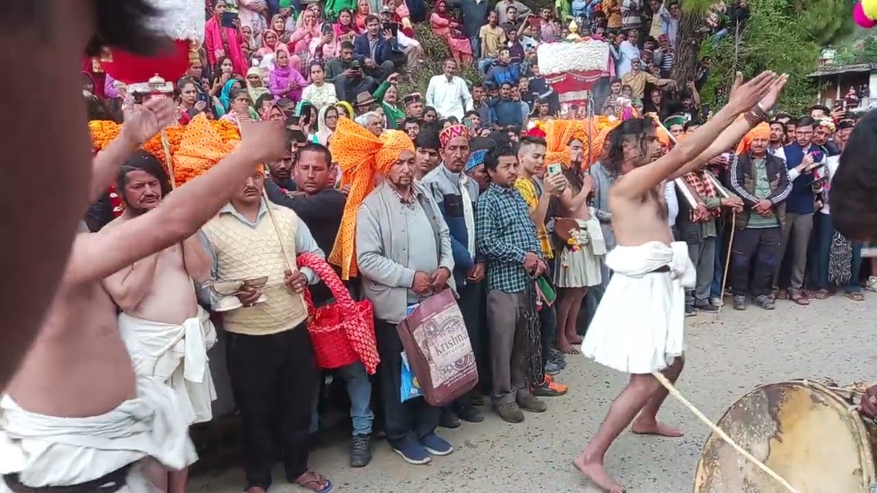 Exploring Himachal - Dev Pashakot ki aisi  Khel nhi dekhi hogi# Galu mela #Gur Khel #Subscribe #like