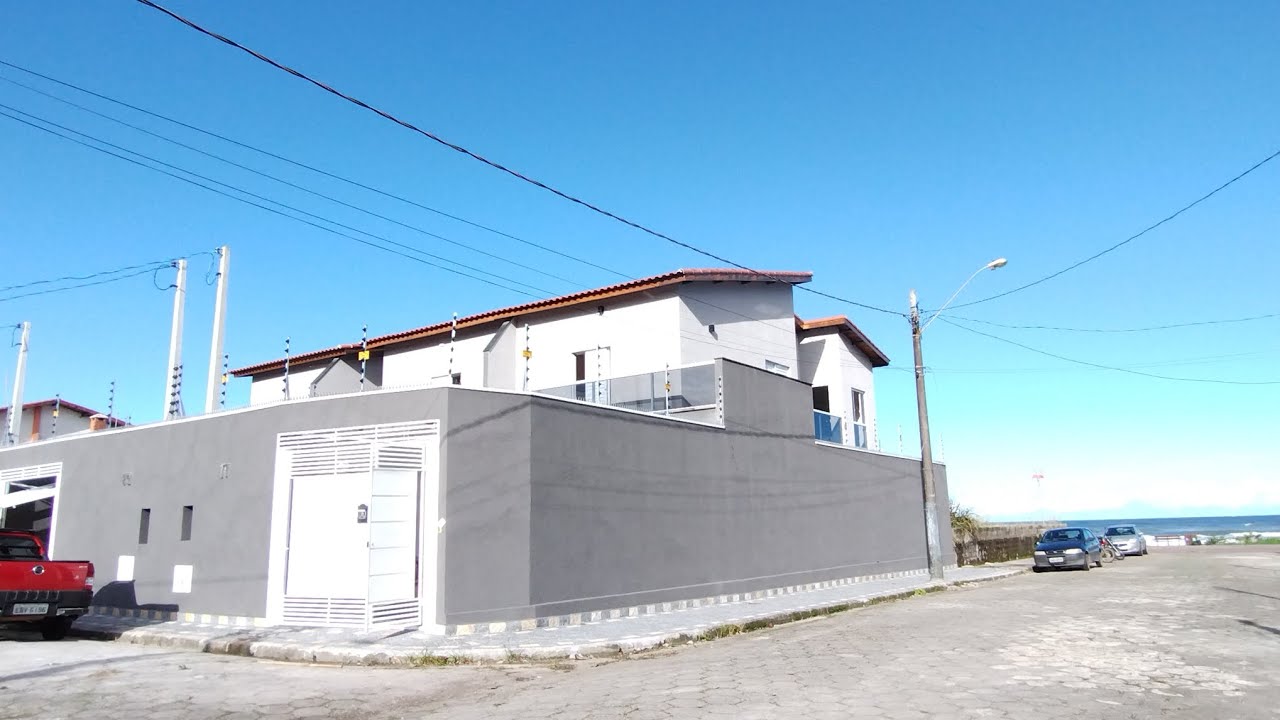 CASA AO LADO DA PRAIA 