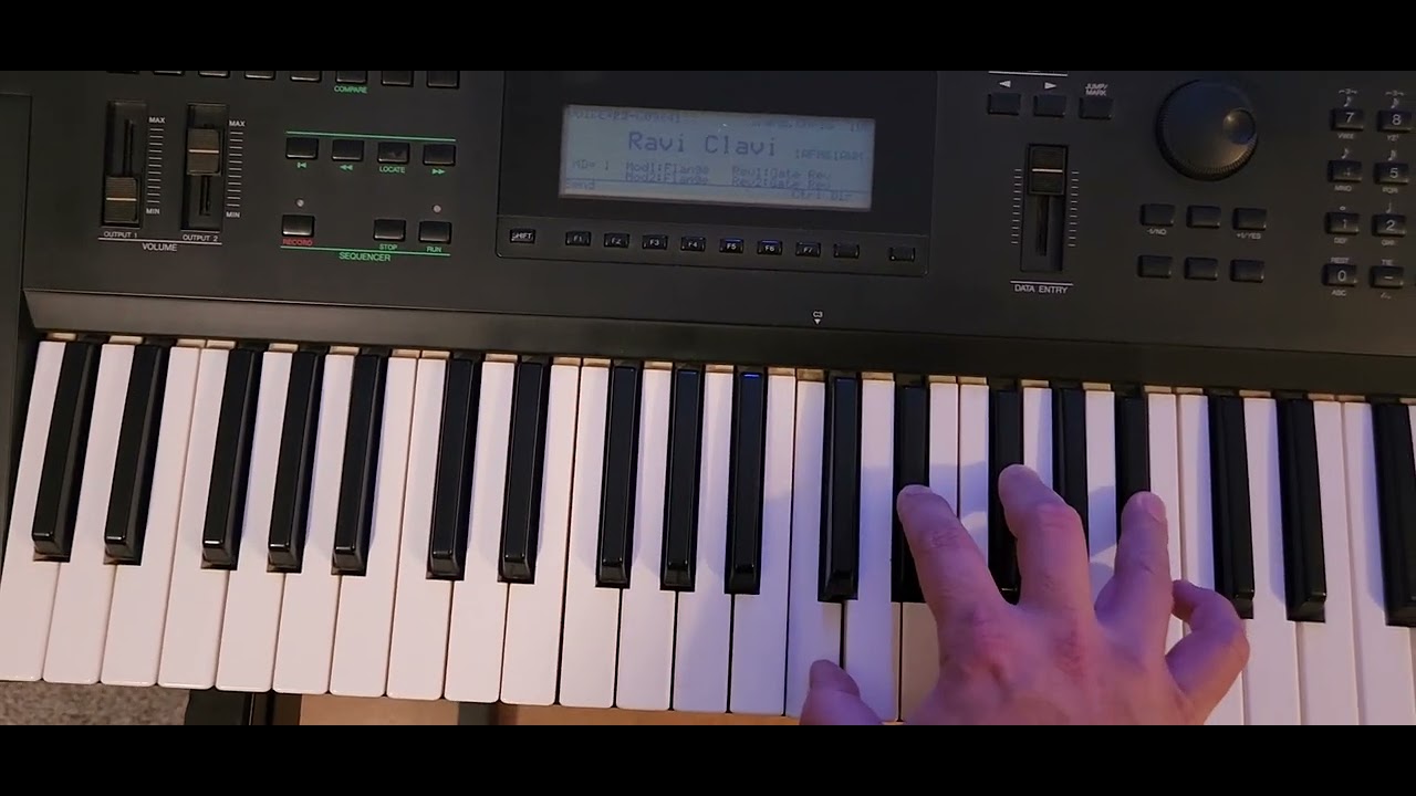 Yamaha SY77