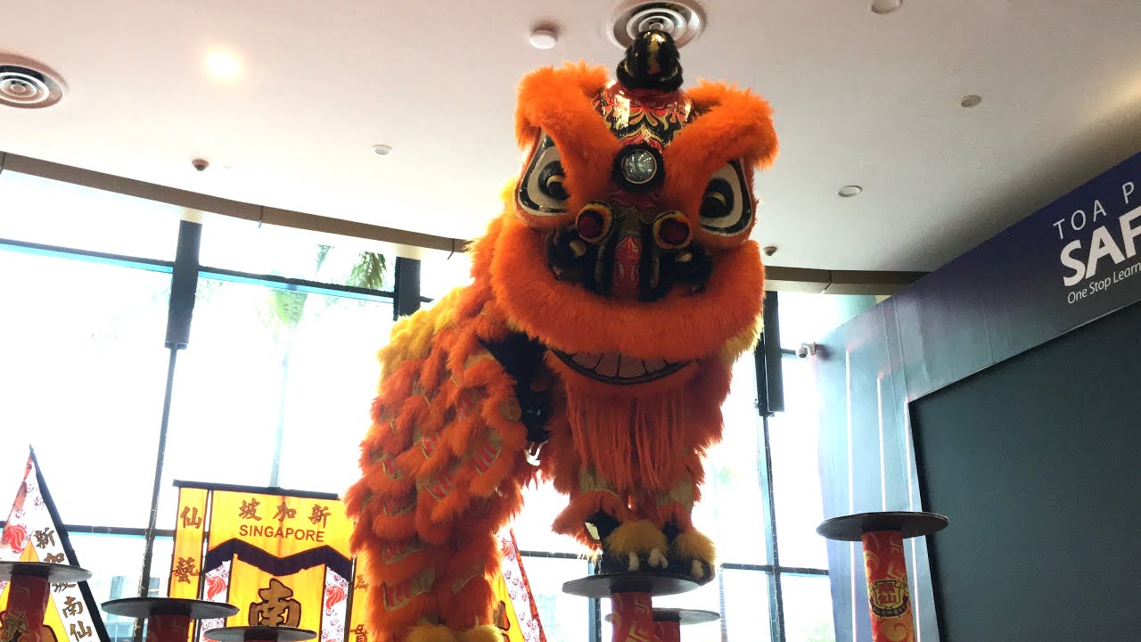 新加坡南仙龙狮体育会 Nam Sieng Lion Dance High Poles & Cai Qing Performance at SAFRA Toa Payoh 12 Jan 2025
