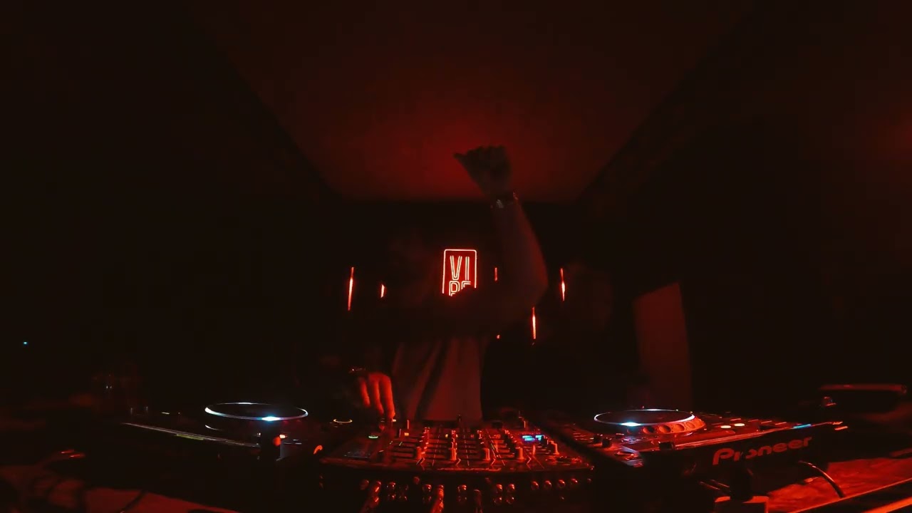 J.PE BRUNA B2B DIEGO CHESTER | VIBE | LOS ÁNGELES CHILE