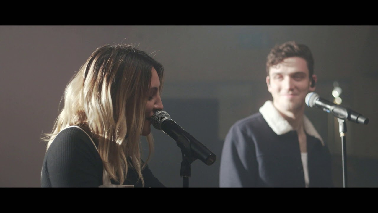 Lauv & Julia Michaels  - There's No Way