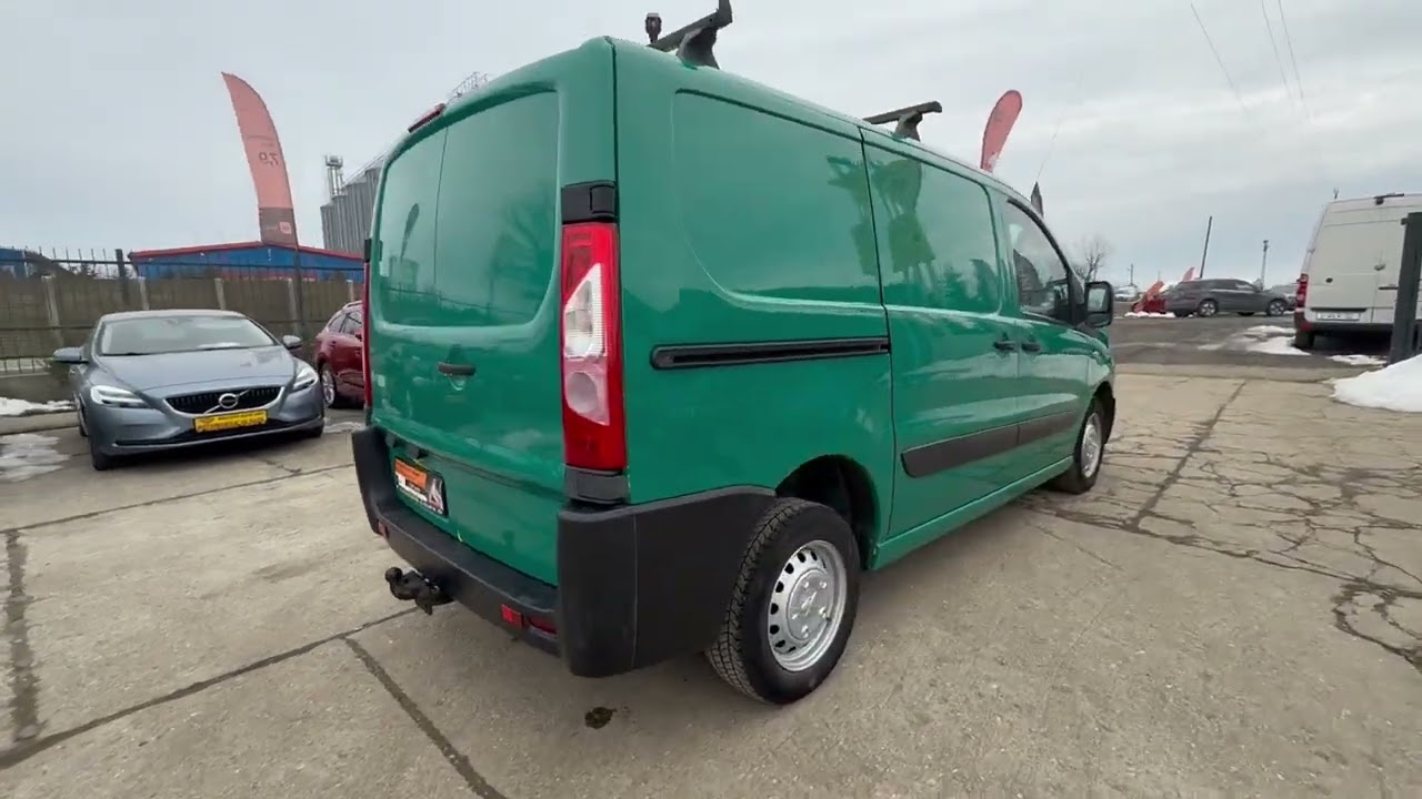 ** Peugeot Expert **