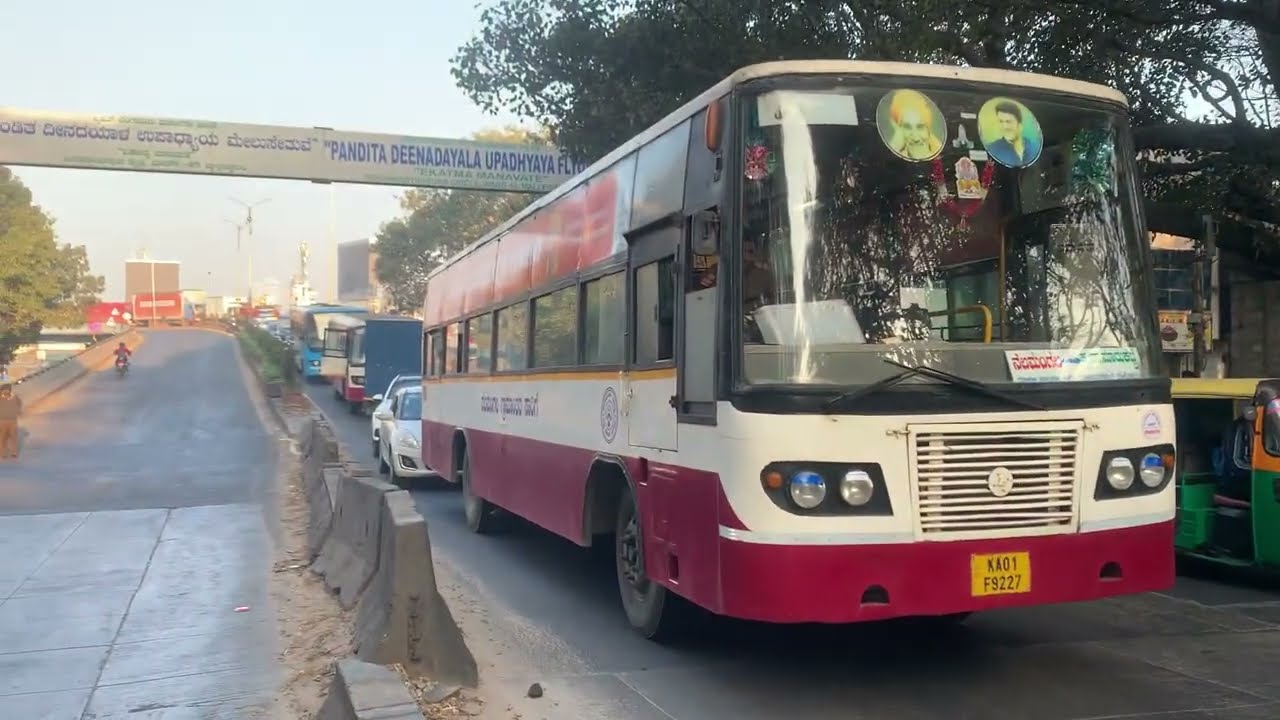 Traffic jam on Yeshwanthpur flyover