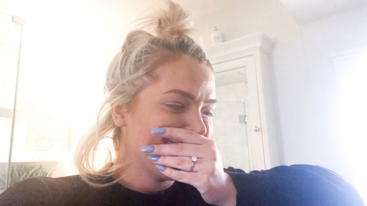 FINDING OUT I'M PREGNANT | Isabel Galvin