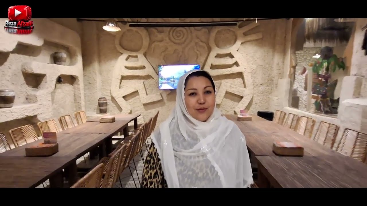 شب گردی و تماشای قلعه قدیمی همرای مادر شقایق 