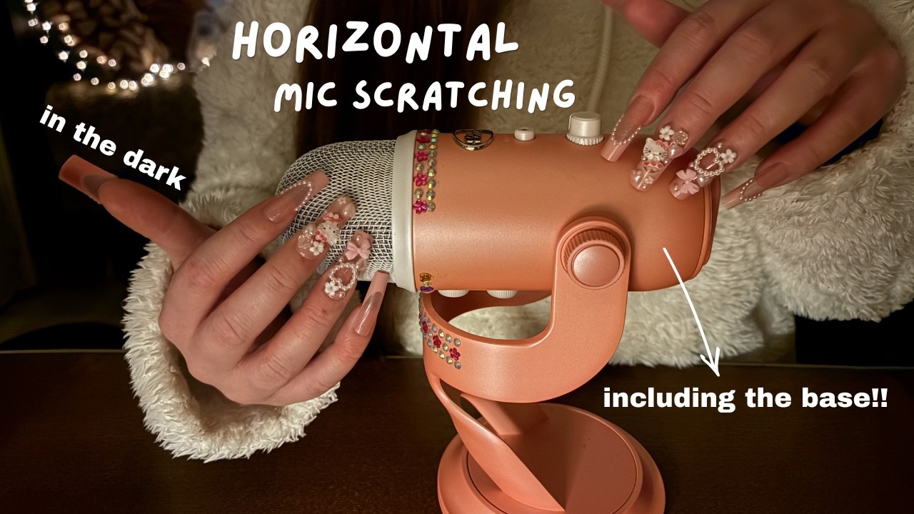 Horizontal Mic Scratching in the Dark ✨ Base of the Mic 🎙️ Tapping ~ No Talking