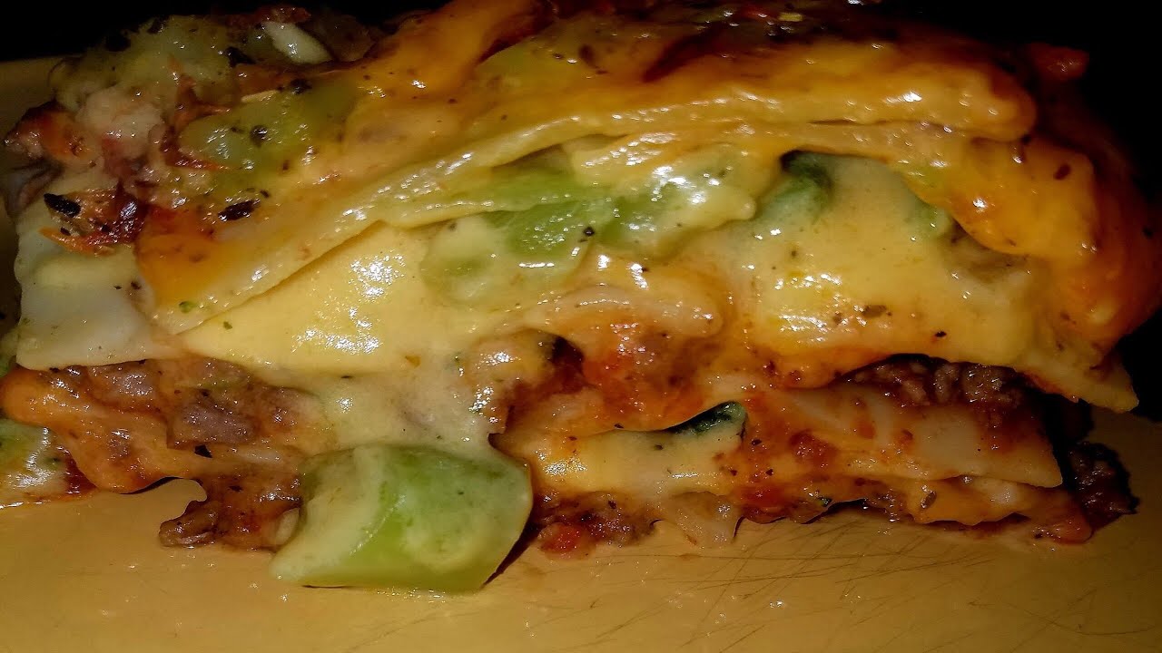 Broccoli N Cheese Lasagna - Notchomama Lasagna