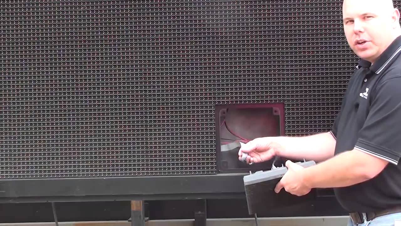 How to Replace a Daktronics Module
