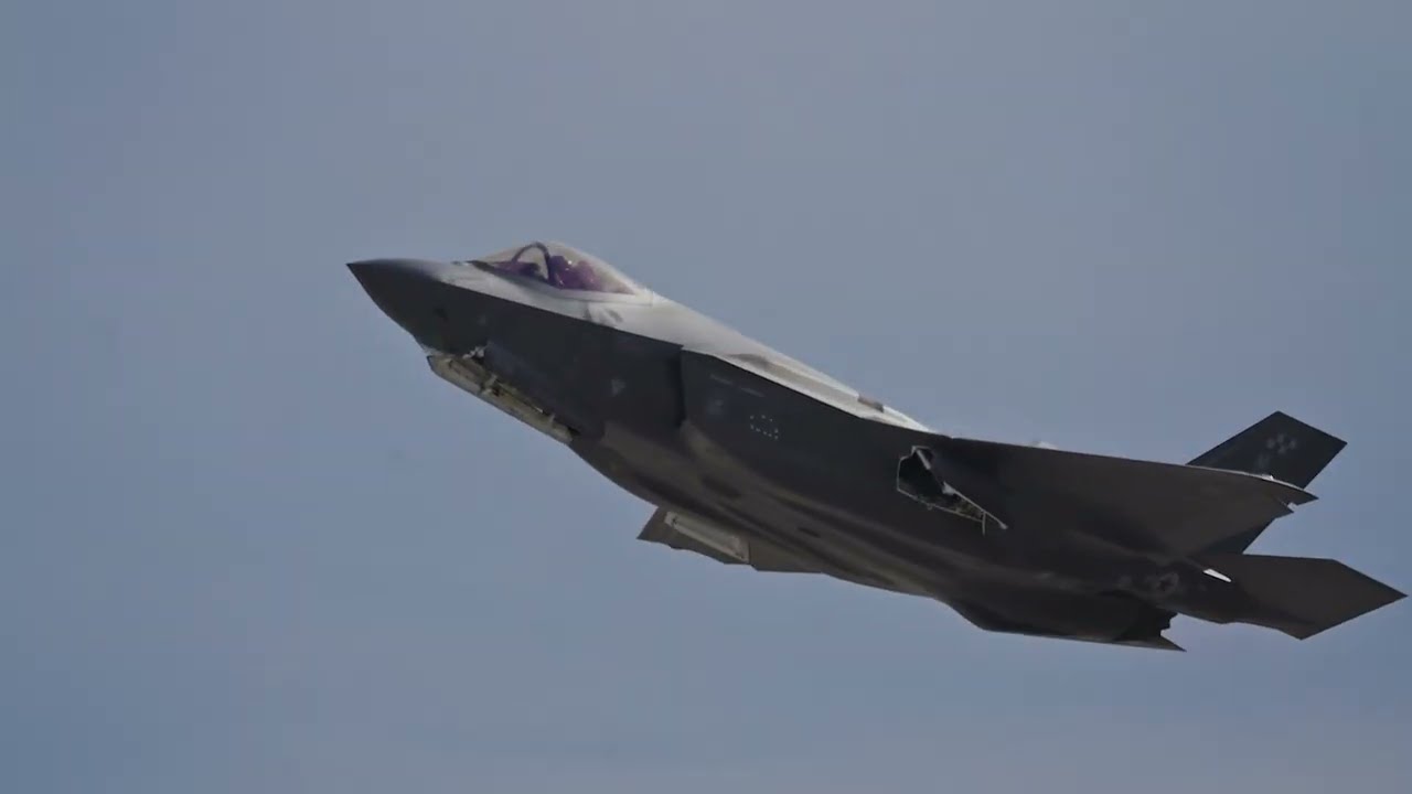 F-22 and F-35 Train at Red Flag 2026 nellis Nevada