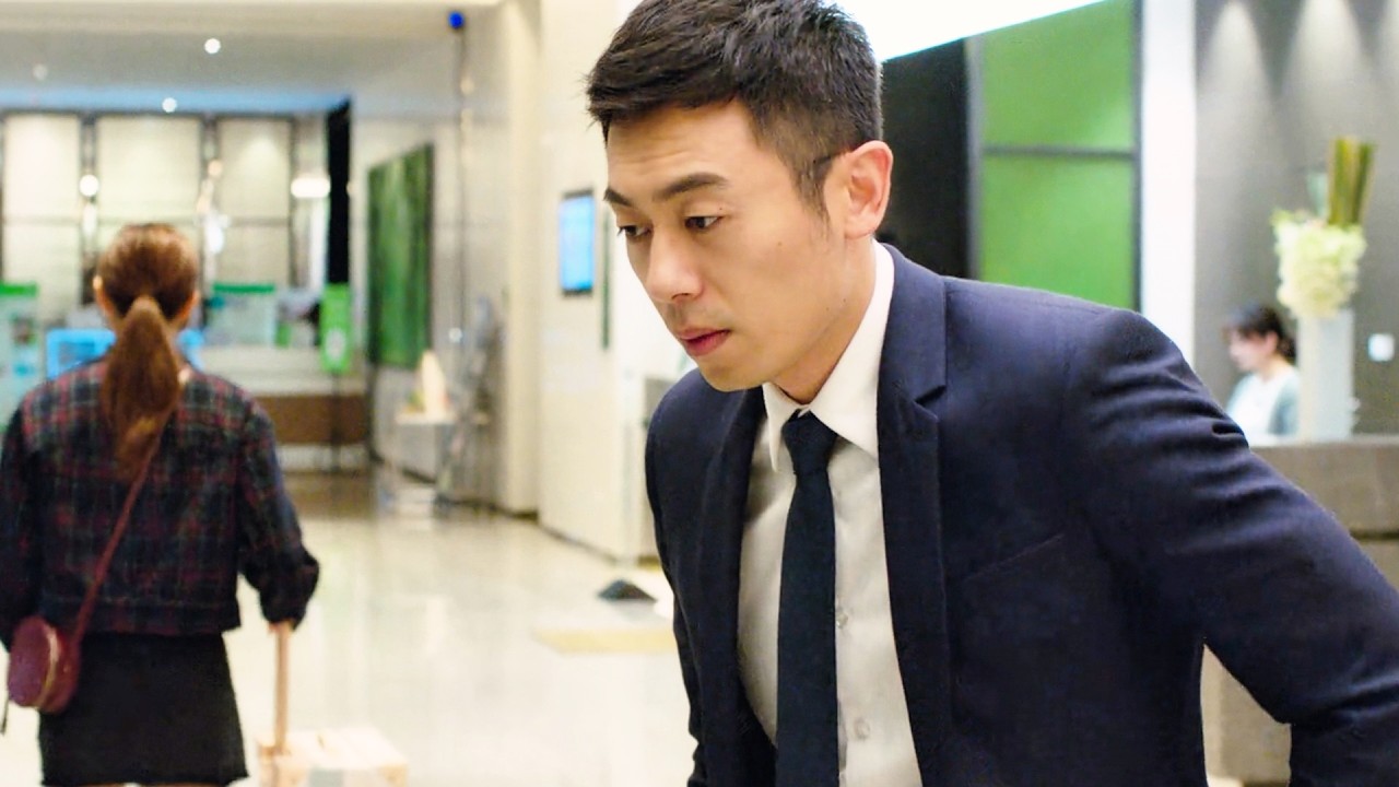 小三想和丈夫住在一起，但丈夫狠心拒絕，將她趕了出去【赖猫的狮子倒影】#倫理#家庭#妻子#丈夫#小三