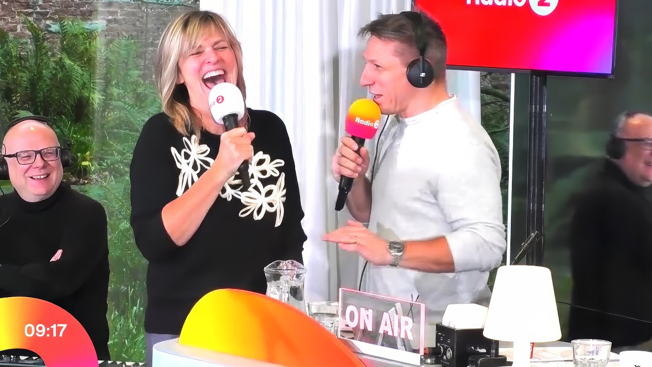 Sabine Hagedoren ontbijt op zaterdag 13 december 2025 samen met Radio2 Weekwatchers en Ruben V Gucht