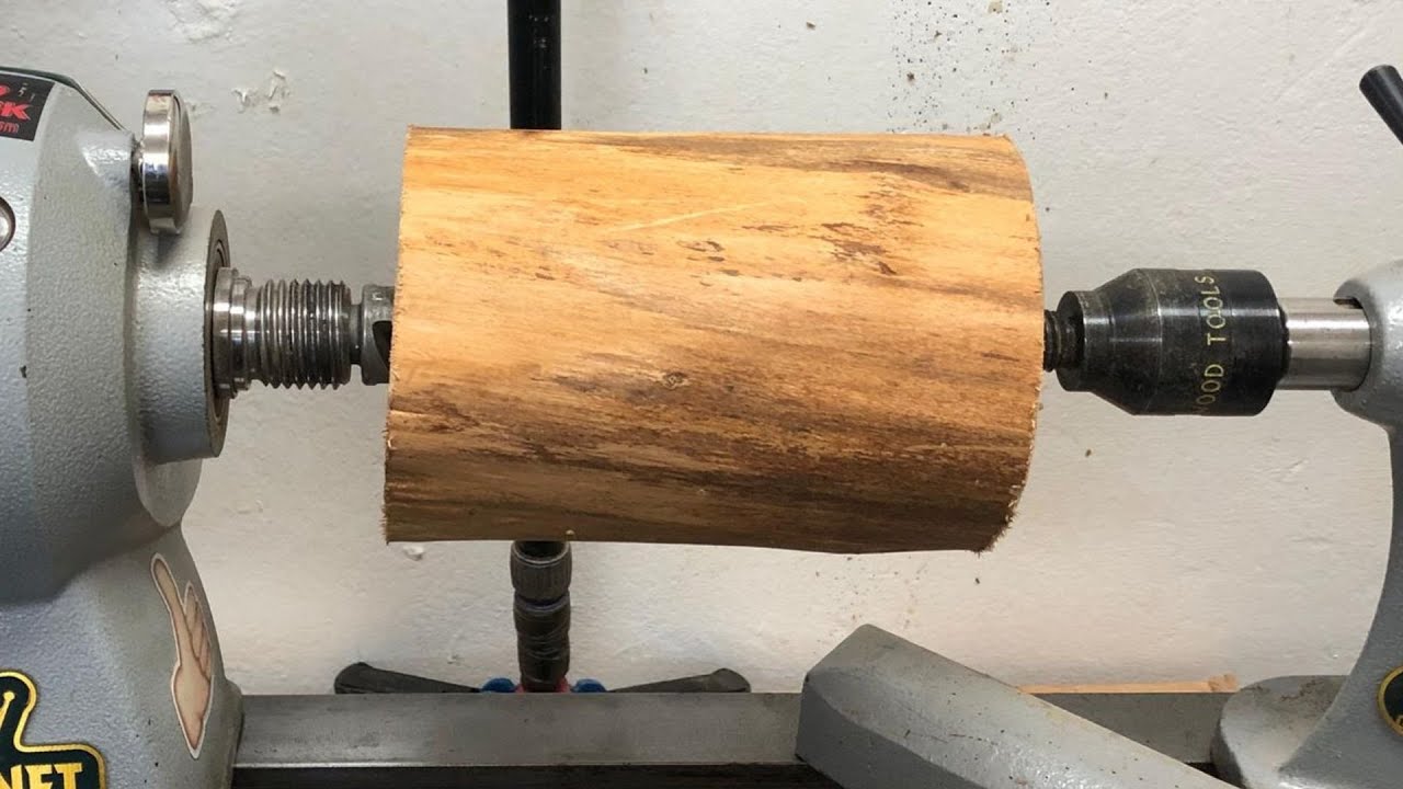 Woodturning | Yew Lidded Box