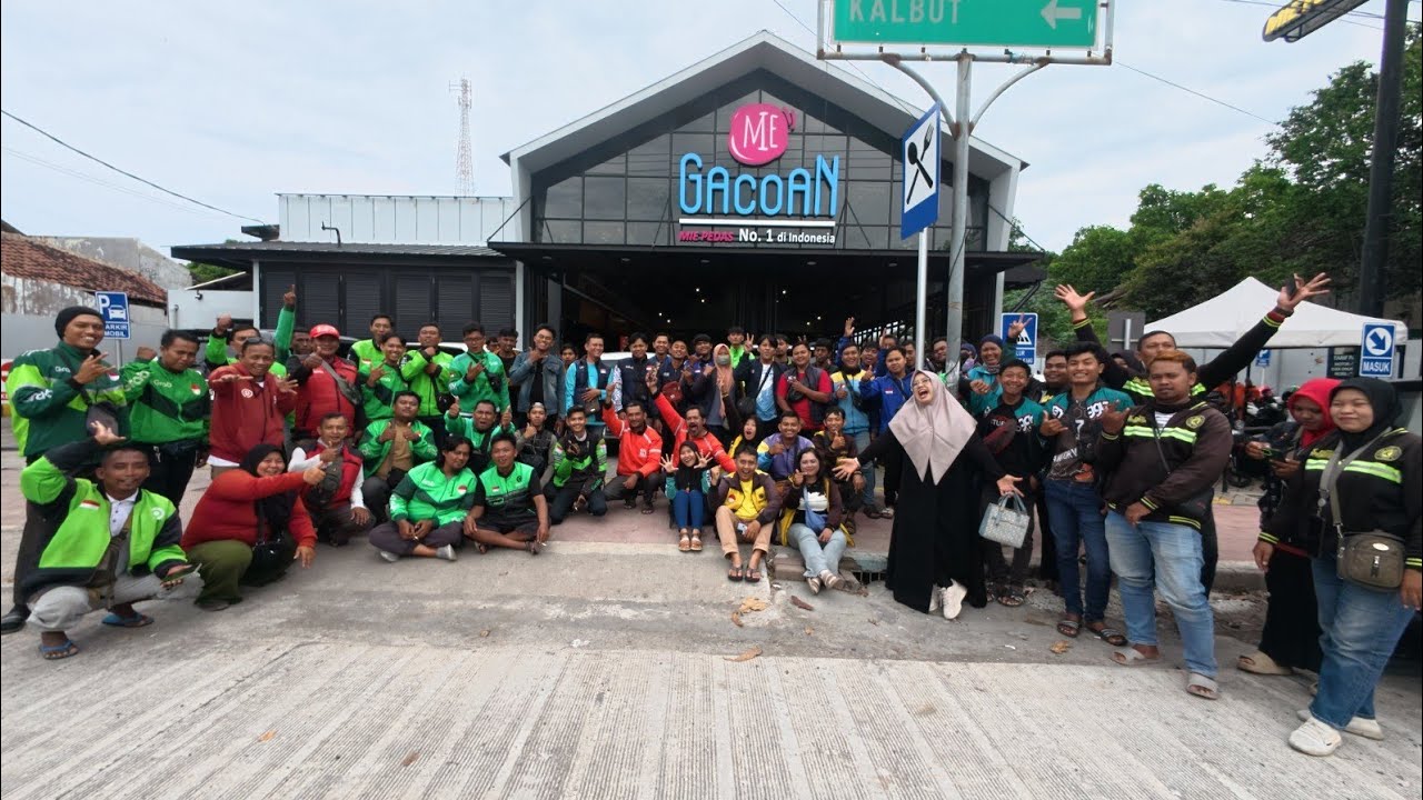 MAKAN DI GACOAN,BAWA 100 OJOL