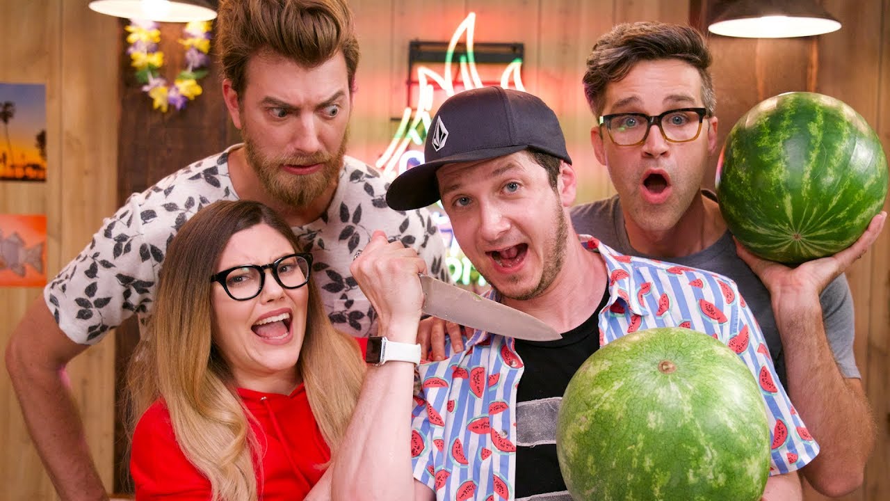 🍉 Челлендж по резьбе по арбузу с участием Ретта и Линка