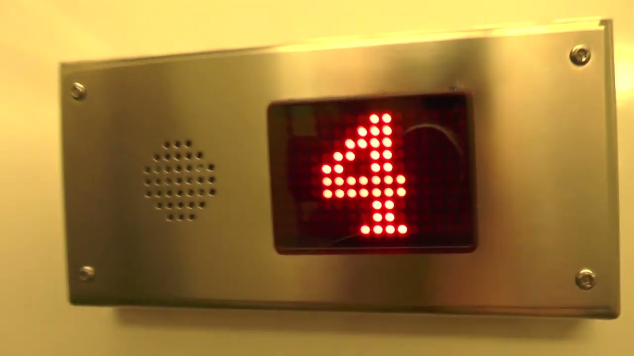 IGV (MB: ManKan) Hydraulic Elevator @ Huddinge Hospital