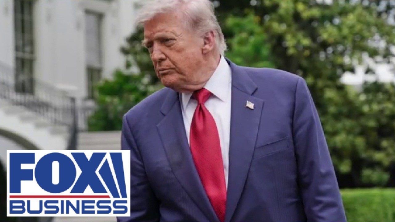 &laquo;ПАРШИВОЕ ПОЛОЖЕНИЕ&raquo;: Экономика Трампа РАЗЖИГАЕТ спор о стоимости жизни