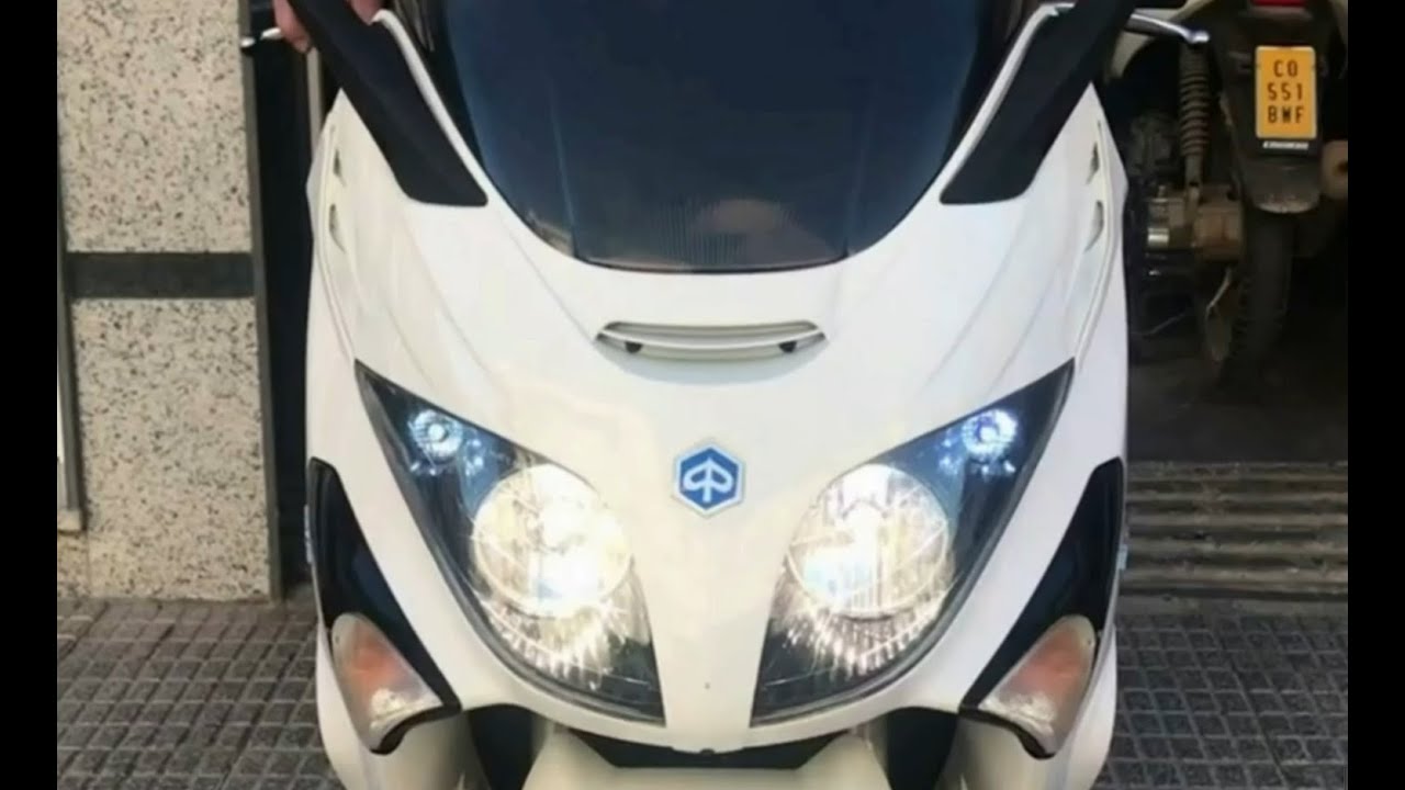 Luces de faro Piaggio X Evo