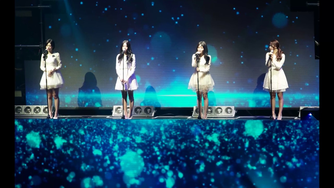 [4K] ioi timeslip concert foggy road Chaeyeon, Sohye, ChungHa, Mina Fancam