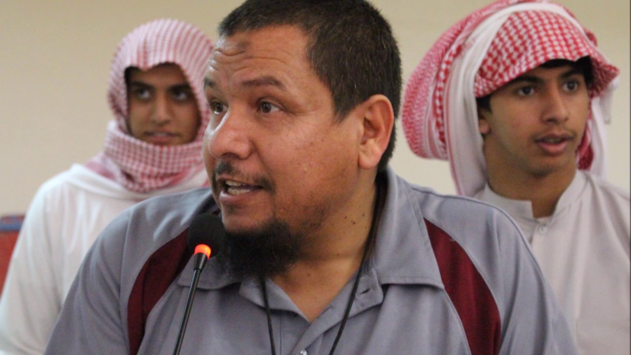 عرض مرئي عن الأستاذ المتقاعد/ يوسف بن صالح الطريفي من ثانوية الرس 1438