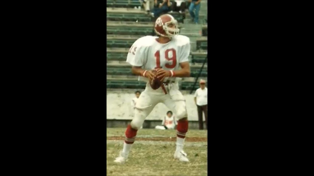 Un Cachito  de Historia: CARLOS CUPIDO