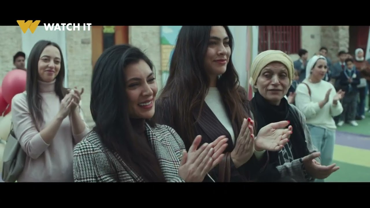 نادية جدعة واقنعت نبيلة أن ادهم يجي حفلة عيد الأم ونور تكون وسط بابها ومامتها🤝👏#أب_ولكن