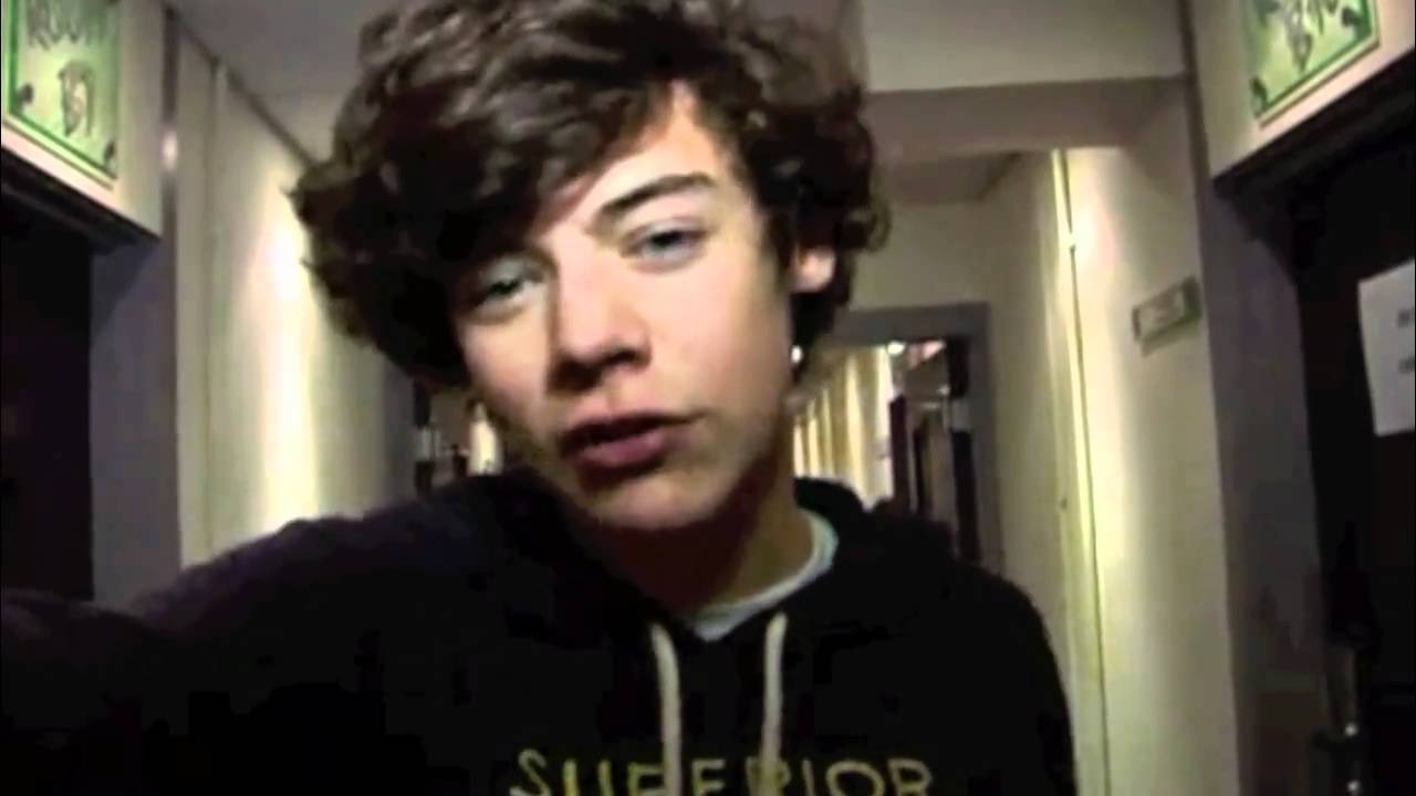 Harry Styles,  just the way you are. (HD)