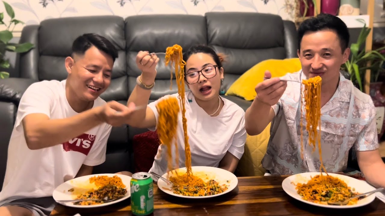 2x Spicy noddles & Twakka piro,gilo jhapali Chatpate Challenge🔥|पिरो ले सबै बेहोश🥵कस्ले जित्छ?
