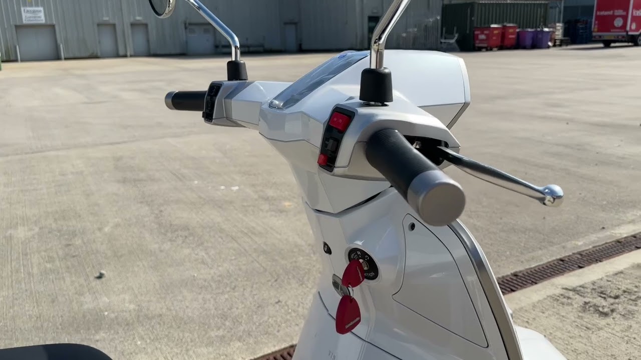 Lambretta G350 Series II 4K 60Fps walk round.