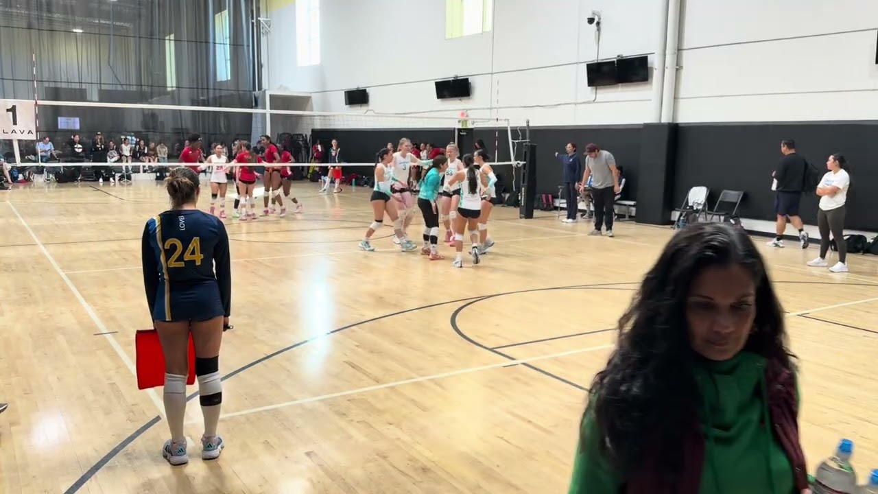 PIPELINE 16 ADIDAS GAME 1