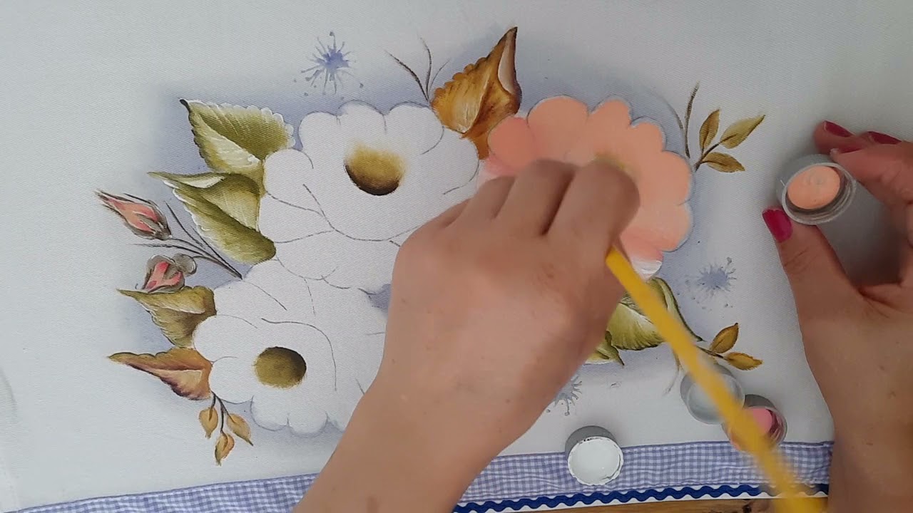 PINTANDO ROSAS