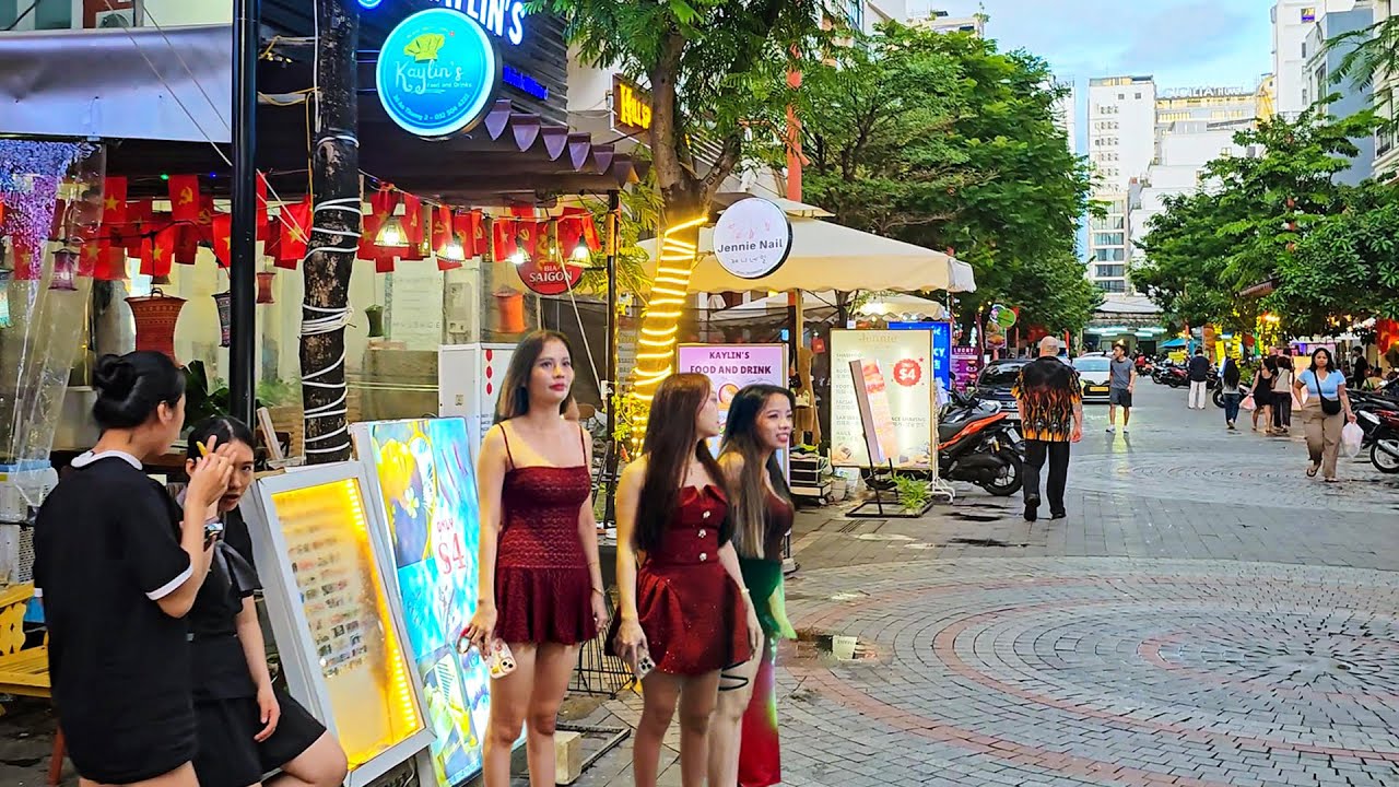 Da Nang Real Life at An Thuong Tourist Street - Travel Vietnam Today 4K Walking Tour
