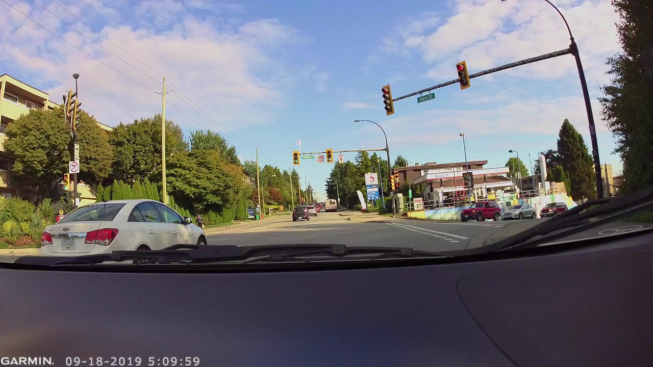 Another stupid driver driving on red light