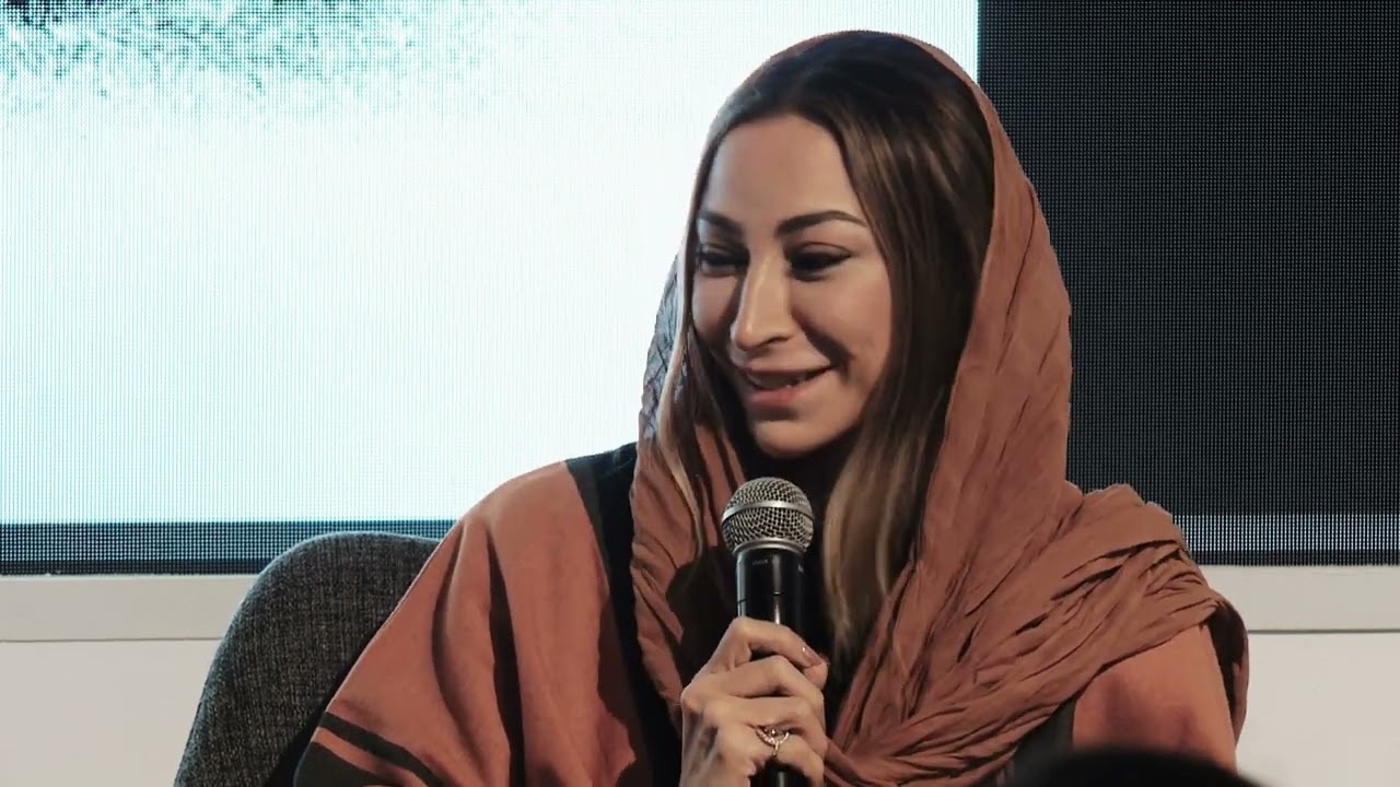 بناء المجتمعات الإبداعية من خلال التعاون الإبداعي | Building Communities Through Collaboration