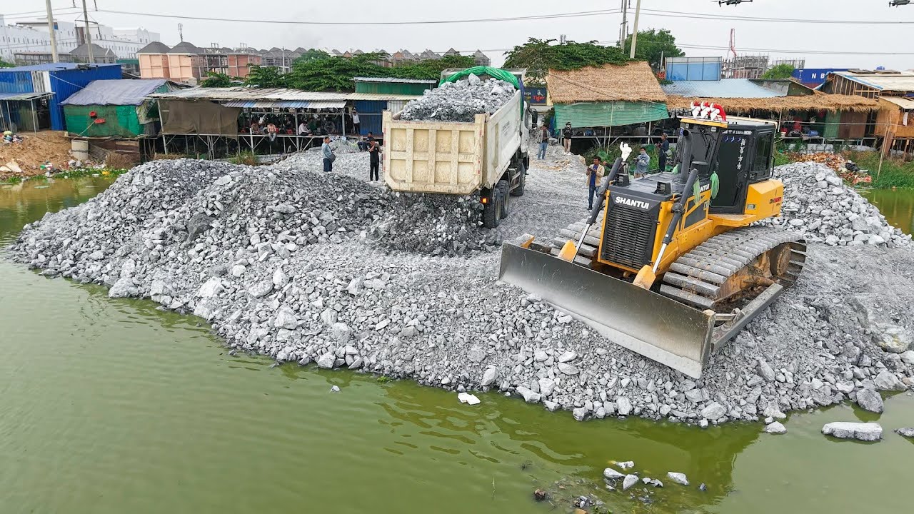 Update process build new road cross the water using SHANTUI Dozer C3 with 25T DONGFENG TRUCKS 