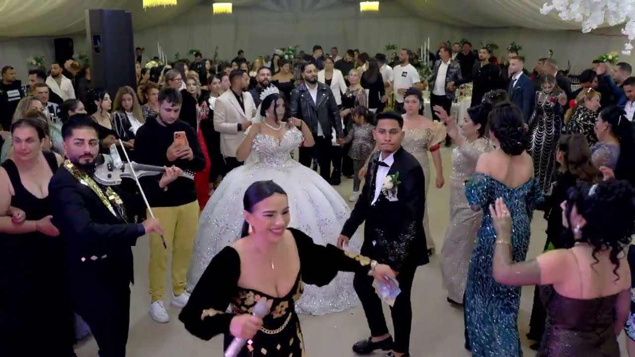 Nuntă mare și de fală la Caraula cu Stefan și Denisa