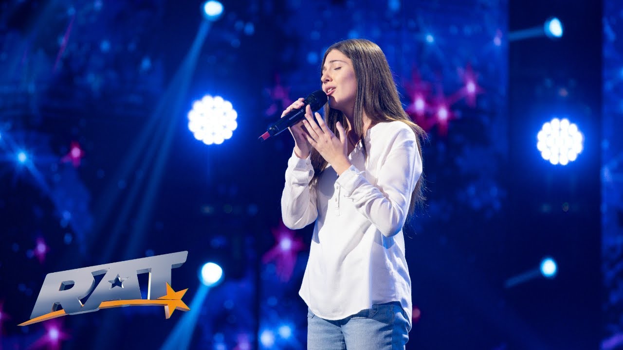 Sara Budeanu, eleva de 17 ani care a cântat divin | Românii Au Talent S14