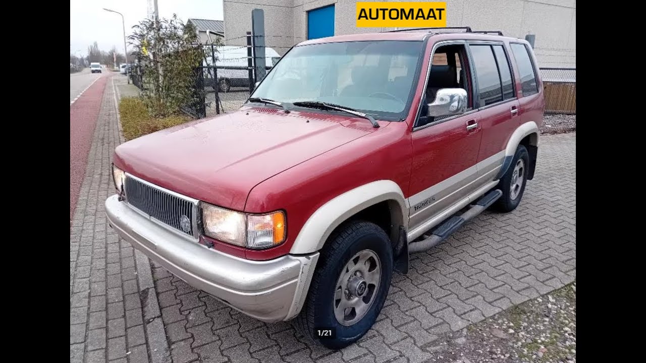 Vree Car Trading Isuzu Trooper 1995 3.2 V6 4x4 USA import Paris Dakar uitv. € 4.999,- ©Henny Wissink