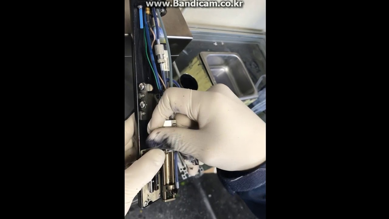 Nozzle cleanning