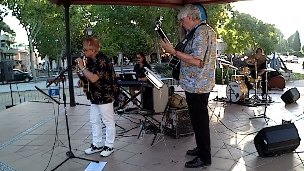 CLAUDIO BRUZZESE y de JAZZ FRIENDS BAND. BLACK ORPHEUS (26-07- 2025)