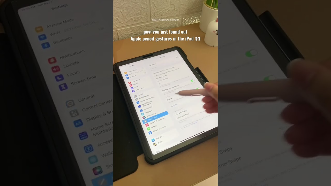 Apple pencil gestures in the iPad 👀 #ipadtutorial #ipadtips #ipadair5 #ipadmini #ipadpro #ipadhack