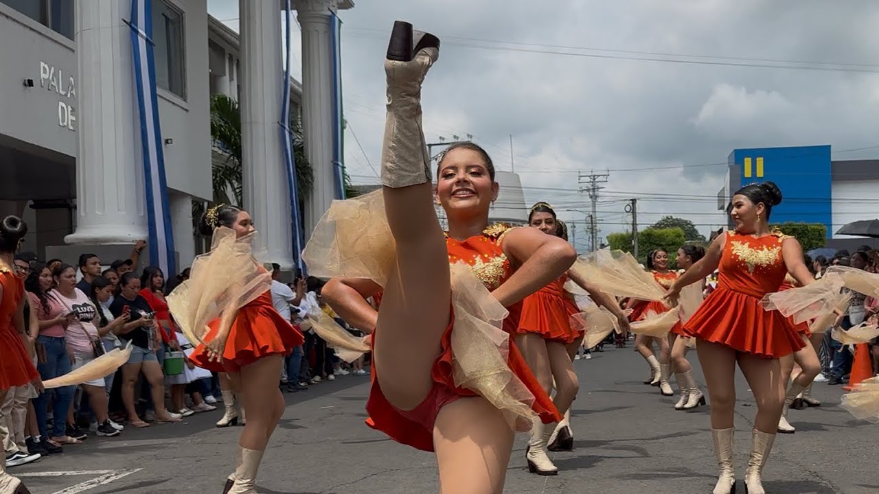 Colegio Salarrue en el Festival Gastronómico en Sonsonate 2025 Baile Inolvidable 