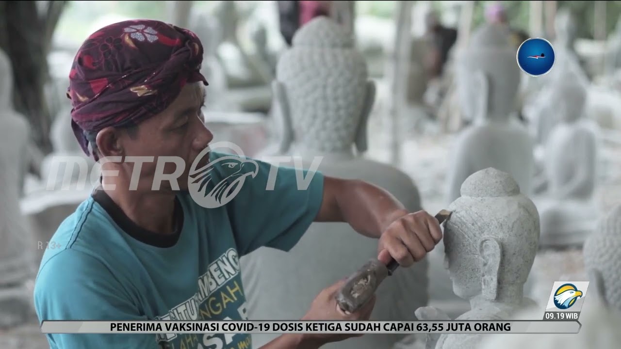 Authentic Indonesia - Seniman Patung Hindu Budha dan Gerabah di Mojokerto