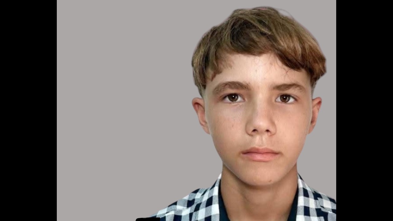 El peso de la ley sobre el cuerpo del adolescente cubano Jonathan Muir