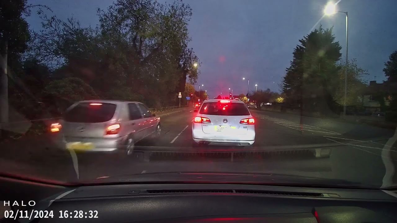 241102