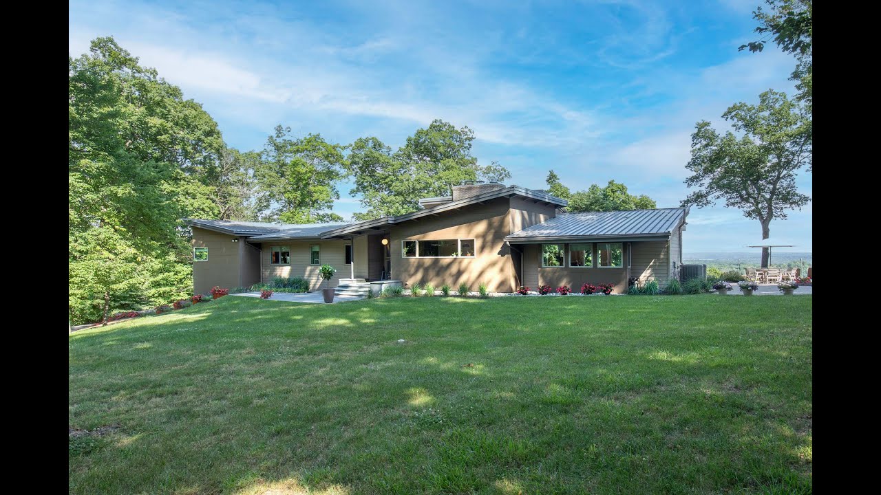 190 Roundtop Rd, Bernardsville | NJ Homes for Sale | Turpin Realtors