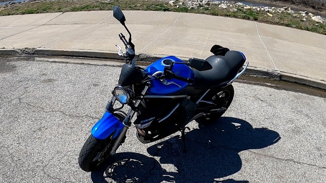 Краткий обзор моего нового мотоцикла Kawasaki ER6N 2009 года выпуска и объяснение, почему я выбра...
