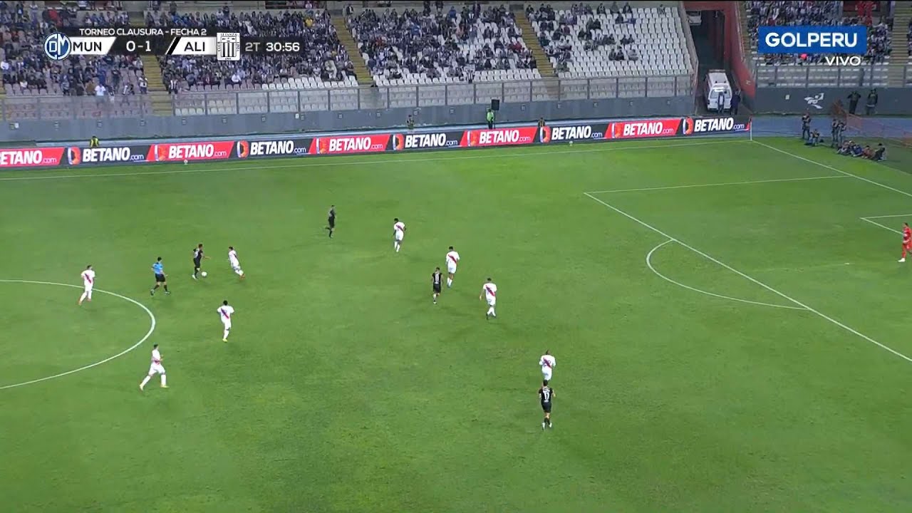 Torneo Clausura: Christian Cueva hizo una gran jugada en el Deportivo Municipal vs Alianza Lima