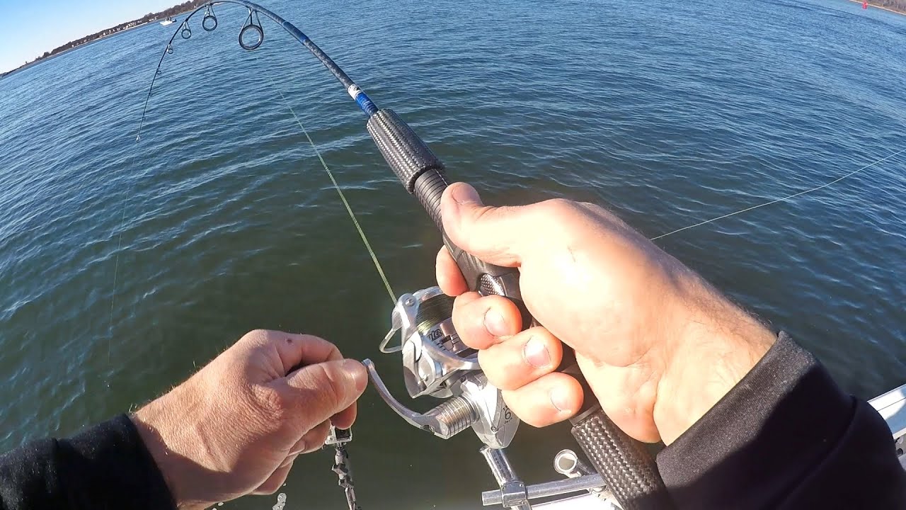 Striper Fishing Tactics TOO SIMPLE TO IGNORE! How we do it. Flutter Spoon Raritan Bay