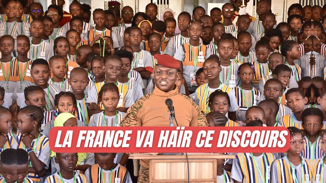 Ibrahim Traore fait un lavage de cerveau positif aux enfants!